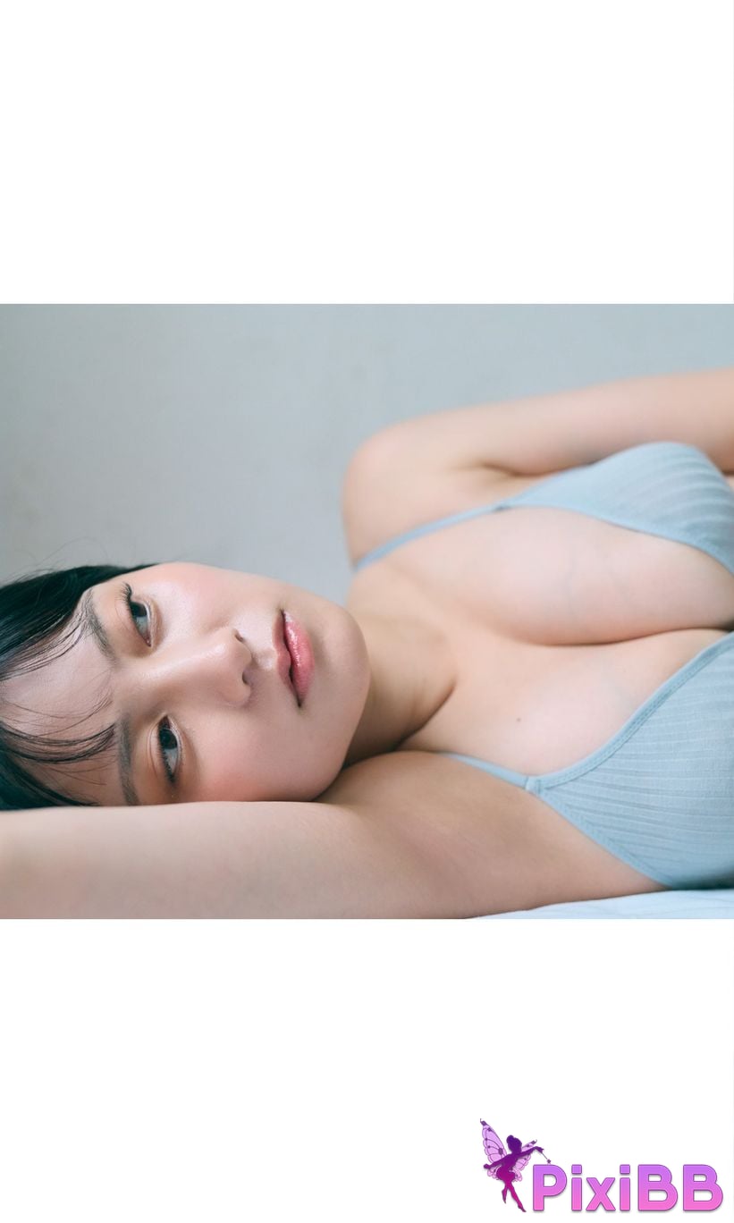 Japanese Idol Momotsuki Nashiko Large scale photo book ENJOY SUMMER Weekly Play PHOTO BOOK PixiBB.COM 069