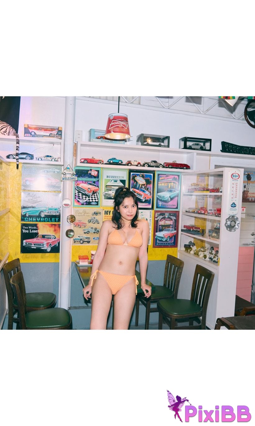 Japanese Idol Momotsuki Nashiko Large scale photo book ENJOY SUMMER Weekly Play PHOTO BOOK PixiBB.COM 094