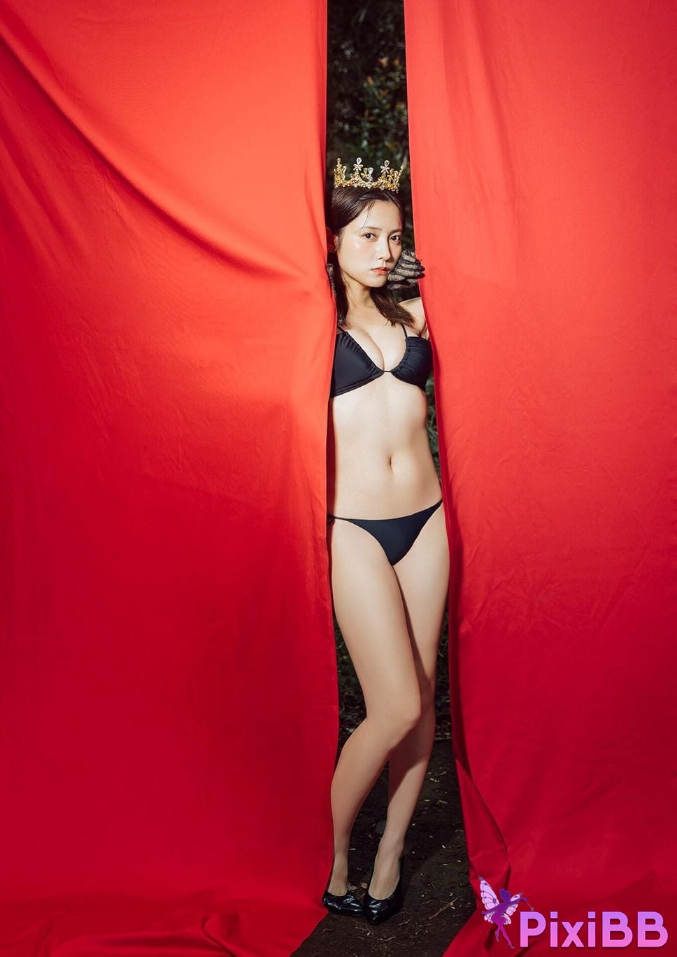 Japanese Idol Momotsuki Nashiko Shiko B.L.T. digital photo book BE THE ONE PixiBB.COM 013