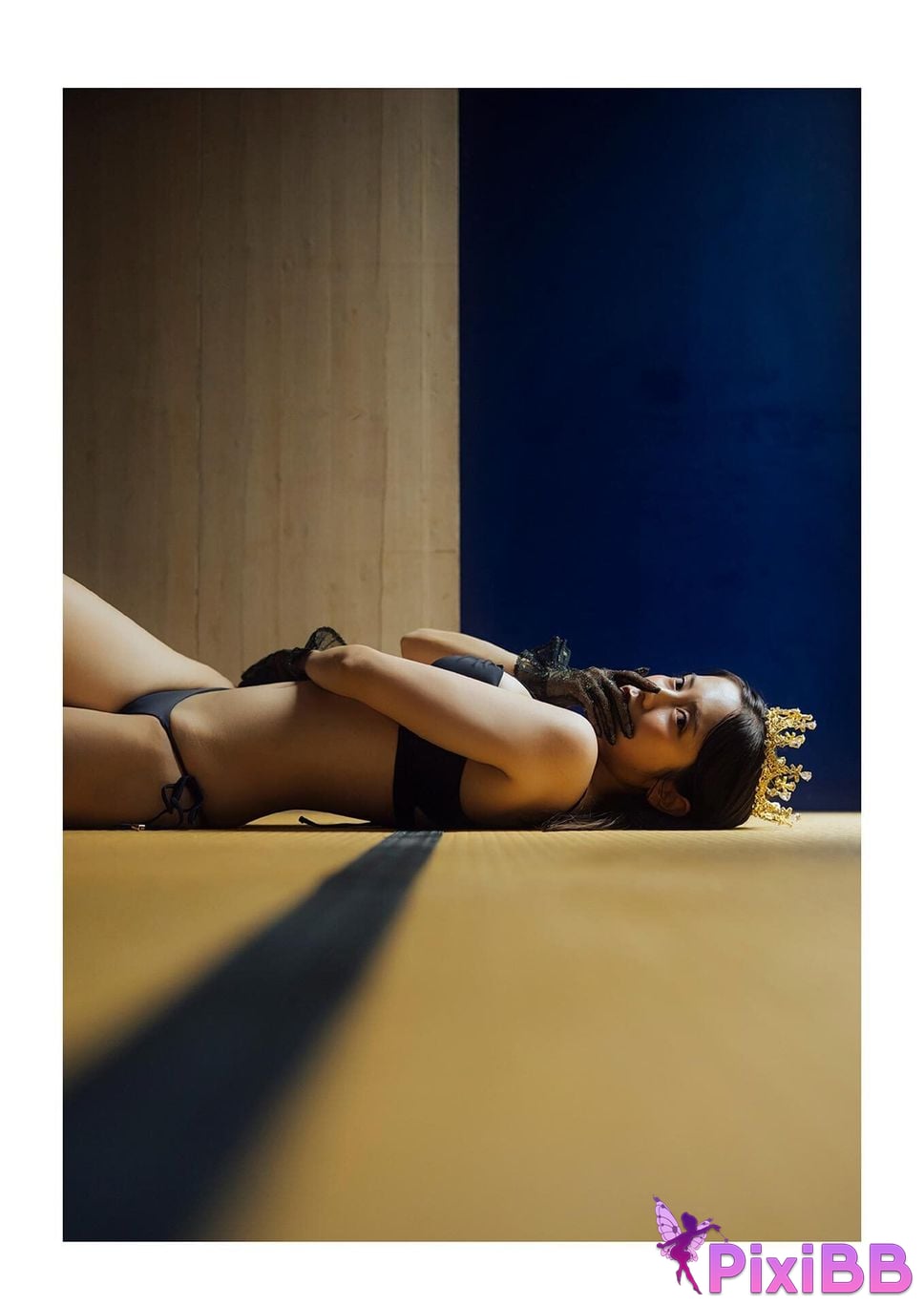 Japanese Idol Momotsuki Nashiko Shiko B.L.T. digital photo book BE THE ONE PixiBB.COM 022