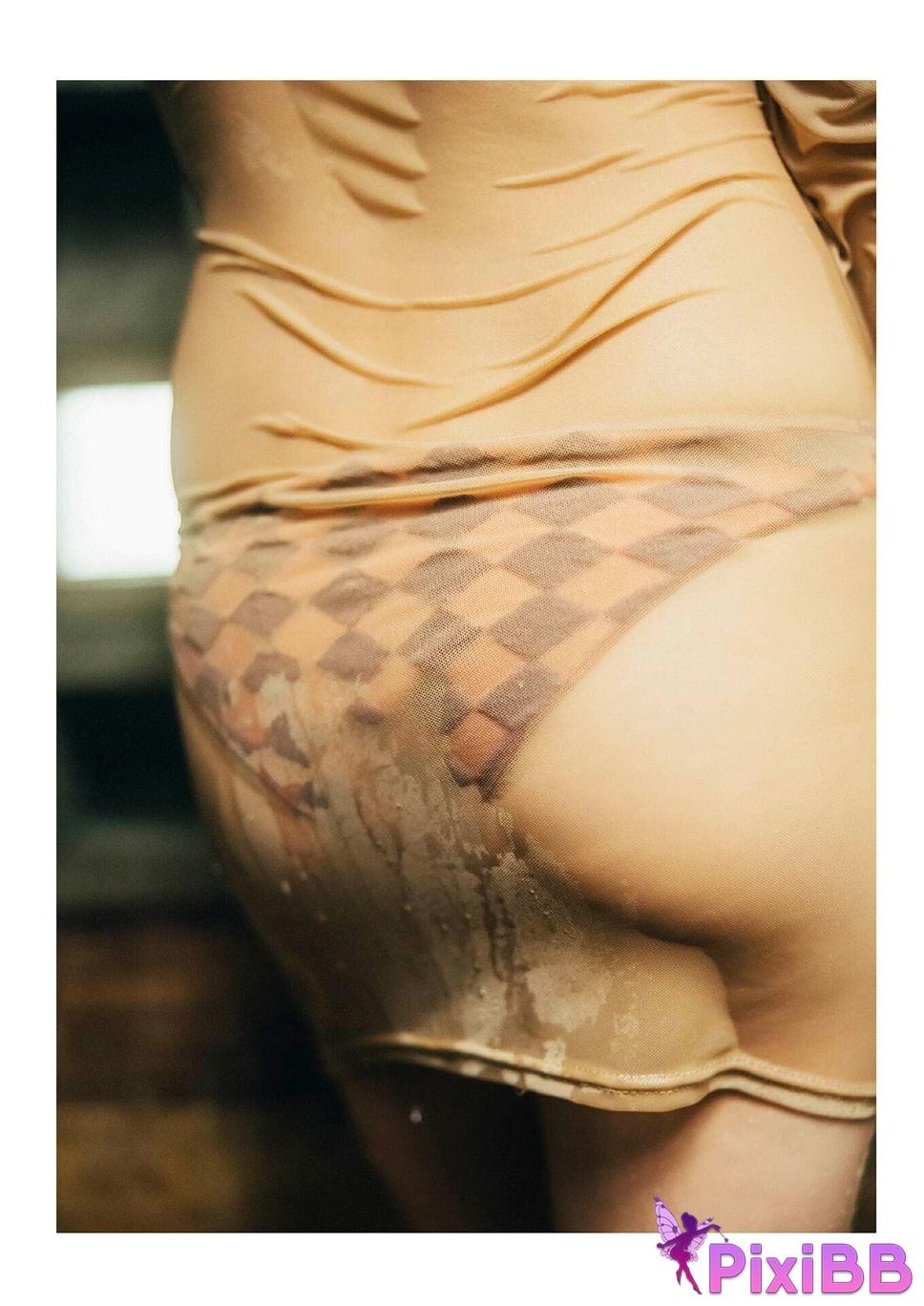 Japanese Idol Momotsuki Nashiko Shiko B.L.T. digital photo book BE THE ONE PixiBB.COM 039