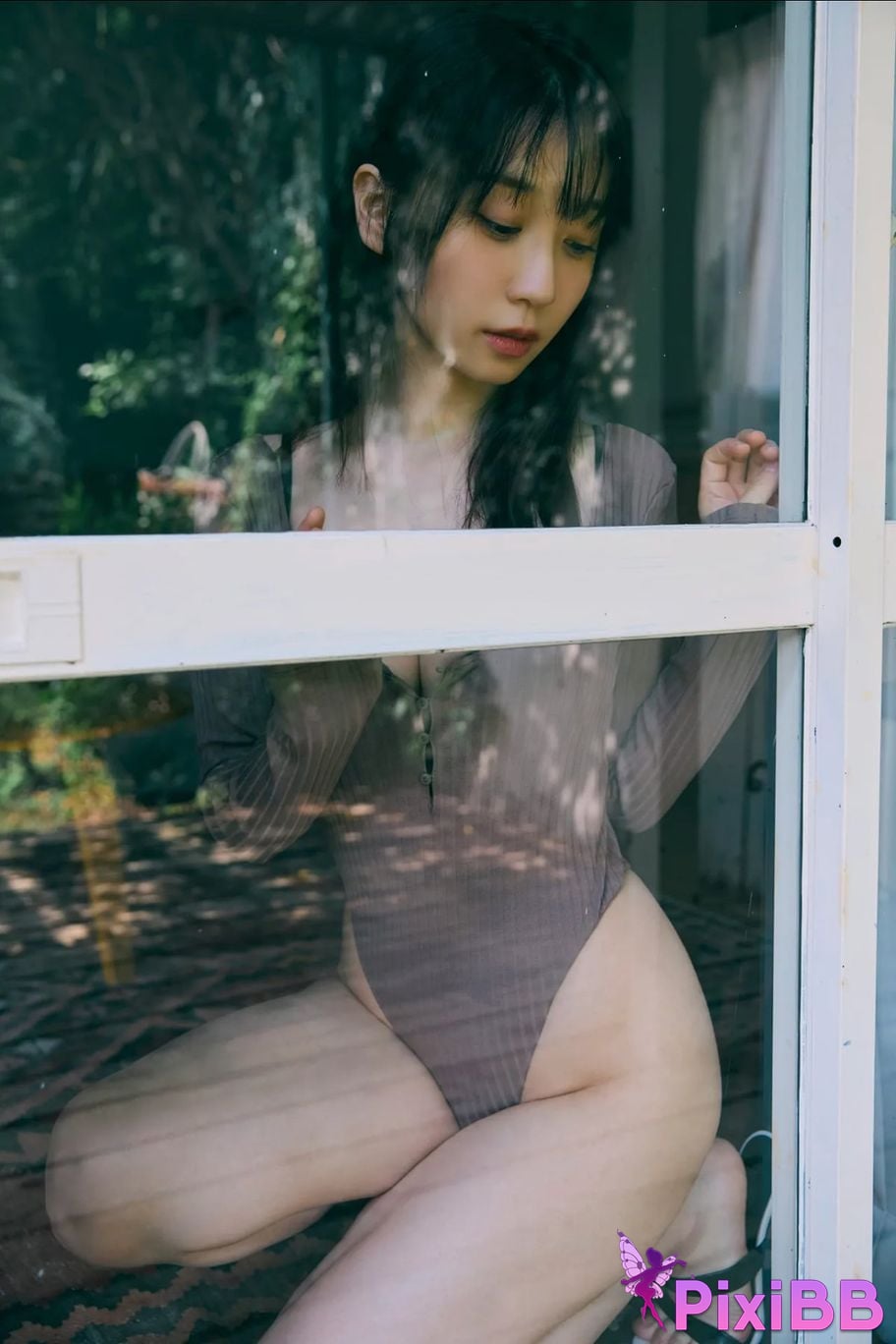 Japanese Idol Moe Iori FRIDAY digital photo book 2024.07.25 Love is overflowing PixiBB.COM 077