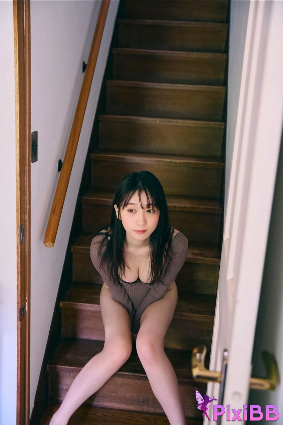 Japanese Idol Moe Iori FRIDAY digital photo book 2024.07.25 Love is overflowing PixiBB.COM 083