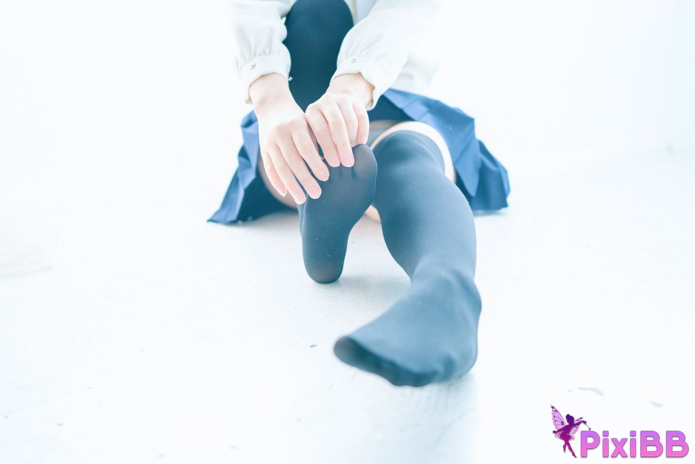 Japanese Idol Moe Iori Alien who loves Pants Tomoe is urgently invited to Iorins skirt ROM PixiBB.COM 006