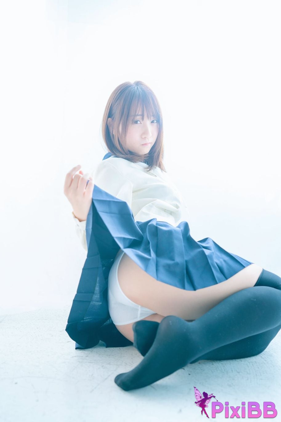 Japanese Idol Moe Iori Alien who loves Pants Tomoe is urgently invited to Iorins skirt ROM PixiBB.COM 015