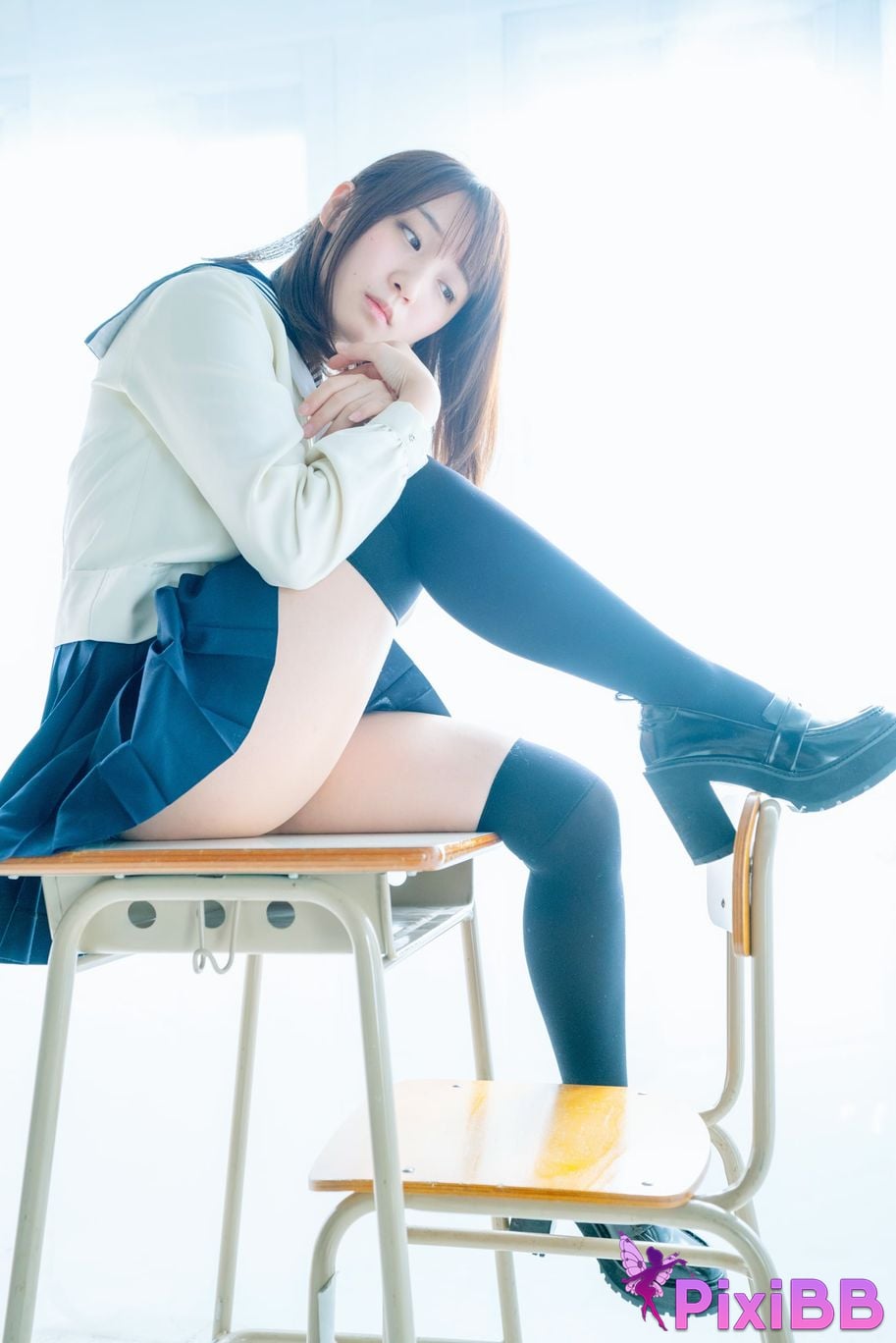 Japanese Idol Moe Iori Alien who loves Pants Tomoe is urgently invited to Iorins skirt ROM PixiBB.COM 028