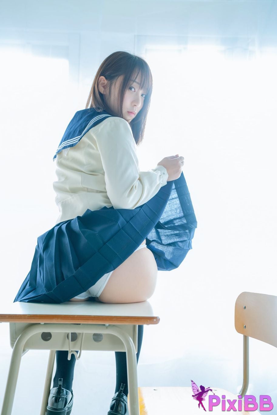 Japanese Idol Moe Iori Alien who loves Pants Tomoe is urgently invited to Iorins skirt ROM PixiBB.COM 038