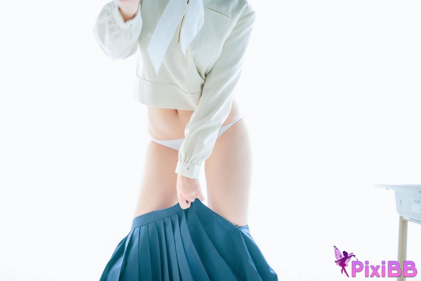Japanese Idol Moe Iori Alien who loves Pants Tomoe is urgently invited to Iorins skirt ROM PixiBB.COM 049