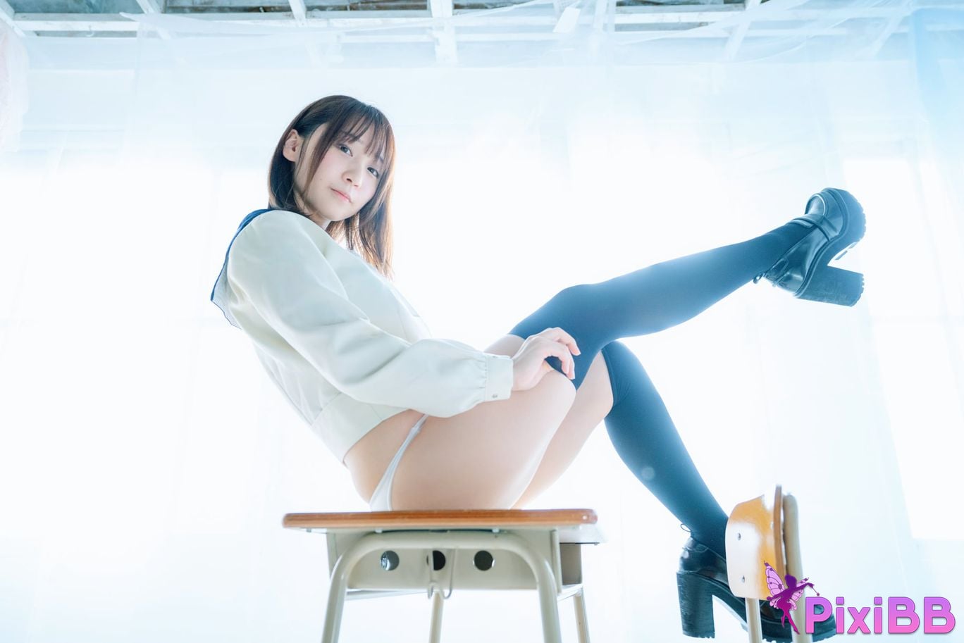 Japanese Idol Moe Iori Alien who loves Pants Tomoe is urgently invited to Iorins skirt ROM PixiBB.COM 076