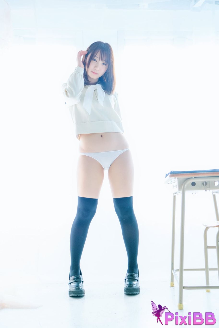 Japanese Idol Moe Iori Alien who loves Pants Tomoe is urgently invited to Iorins skirt ROM PixiBB.COM 079