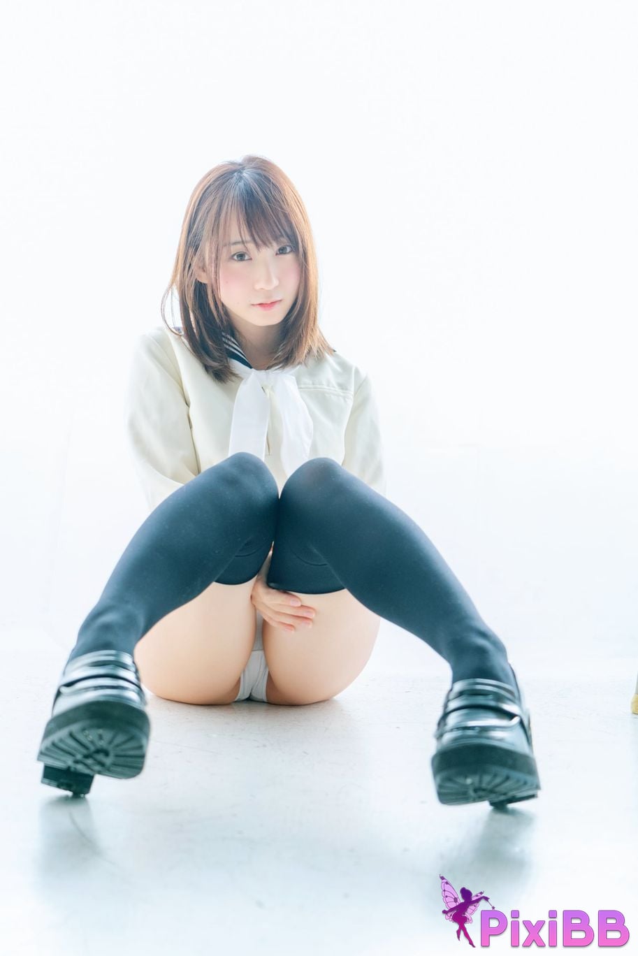 Japanese Idol Moe Iori Alien who loves Pants Tomoe is urgently invited to Iorins skirt ROM PixiBB.COM 089