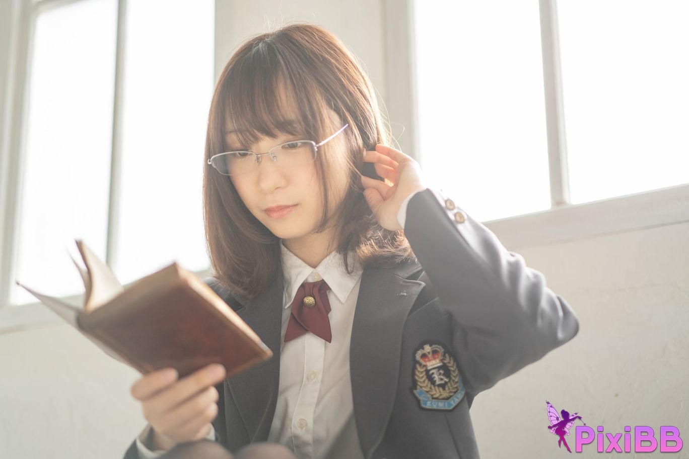 Japanese Idol Moe Iori Alien who loves Pants Tomoe is urgently invited to Iorins skirt ROM PixiBB.COM 157