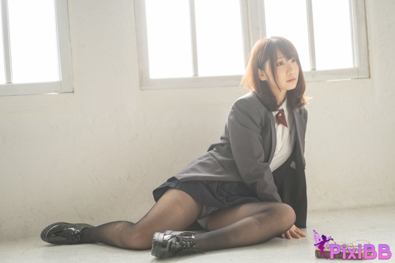 Japanese Idol Moe Iori Alien who loves Pants Tomoe is urgently invited to Iorins skirt ROM PixiBB.COM 170