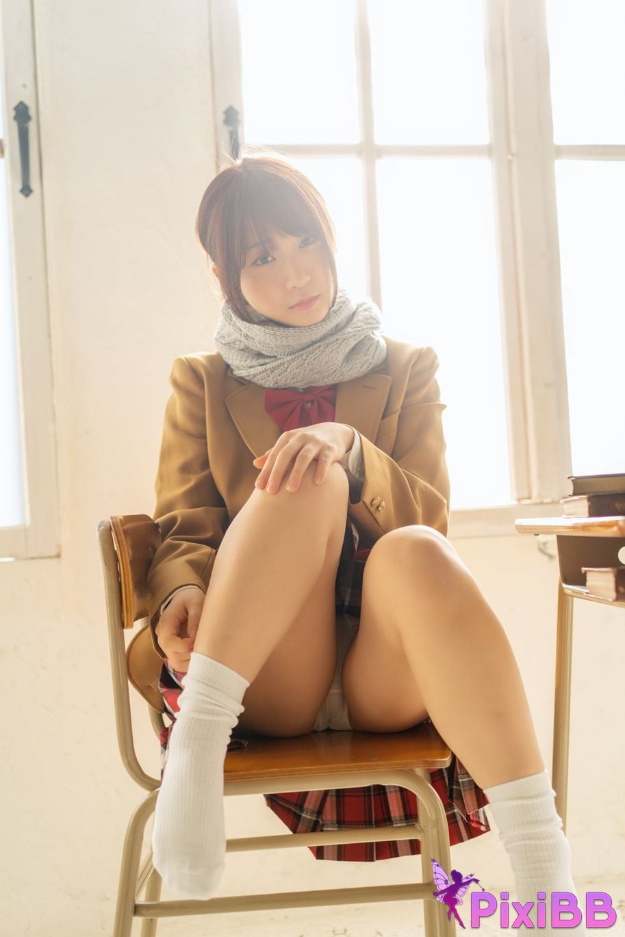 Japanese Idol Moe Iori Alien who loves Pants Tomoe is urgently invited to Iorins skirt ROM PixiBB.COM 246