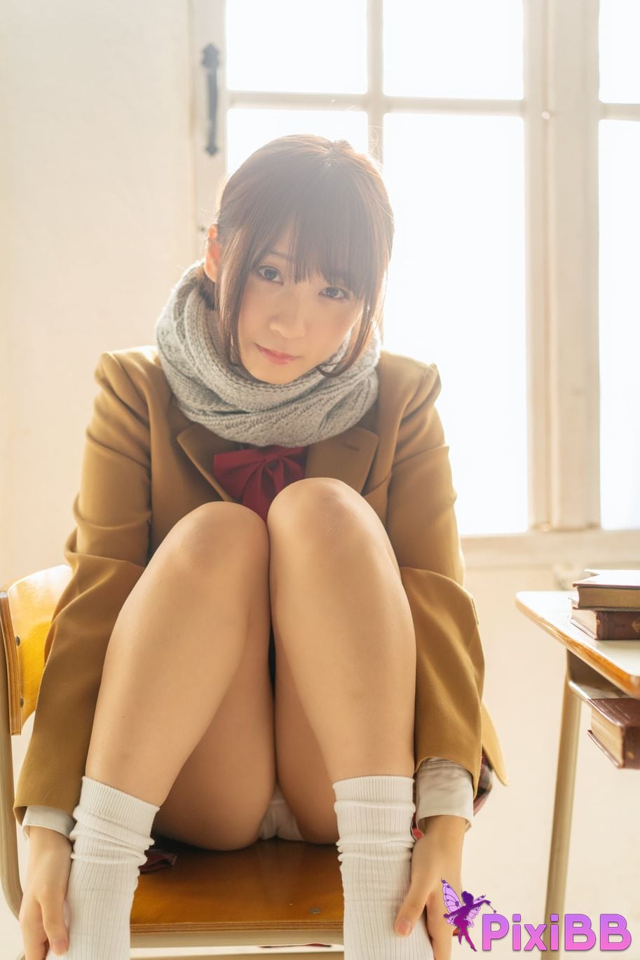 Japanese Idol Moe Iori Alien who loves Pants Tomoe is urgently invited to Iorins skirt ROM PixiBB.COM 249