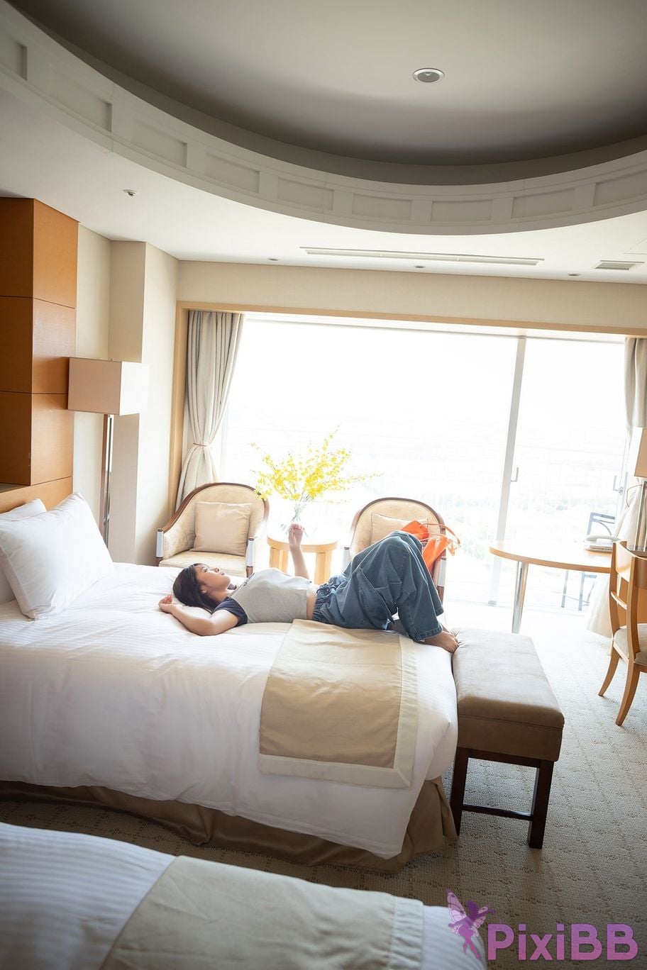 Japanese Idol Miyuka Minami Weekly modern digital photo collection Because summer is over... PixiBB.COM 040