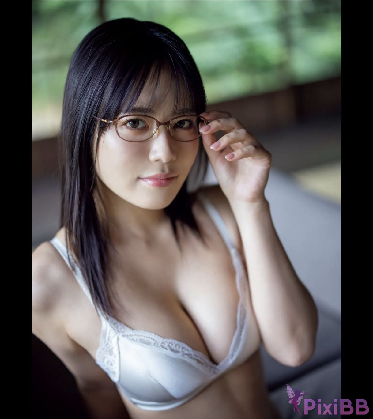 Japanese Idol Shinonome Umi FRIDAY GOLD Seriously sexy Other cut PixiBB.COM 008