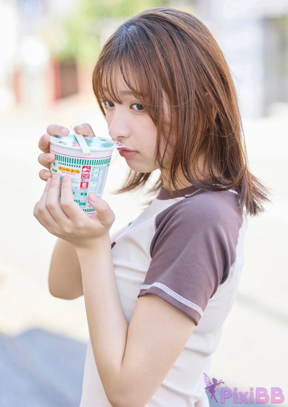 Japanese Idol Runa Ichinose BRODY digital photo book Come in together. PixiBB.COM 005