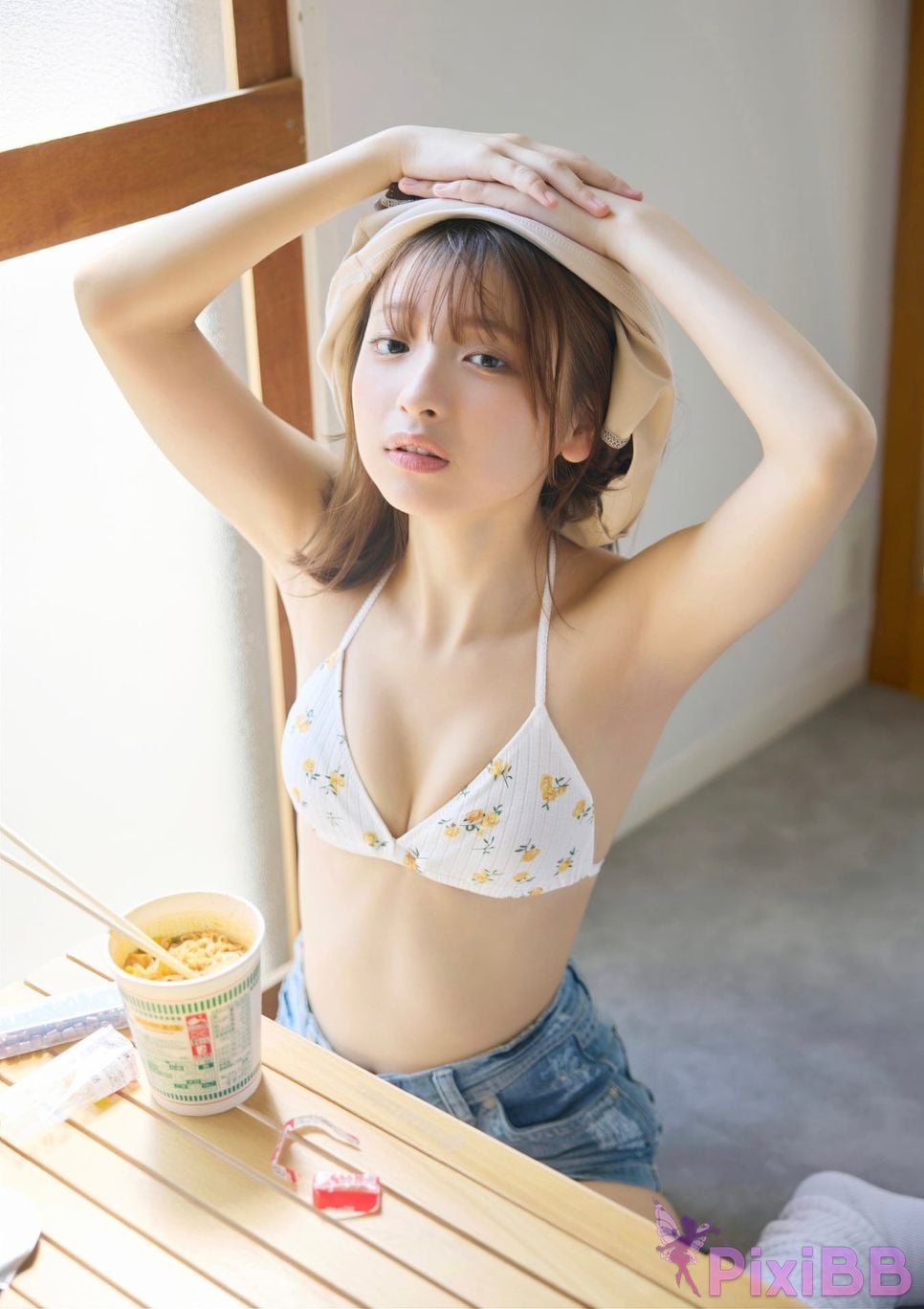 Japanese Idol Runa Ichinose BRODY digital photo book Come in together. PixiBB.COM 010