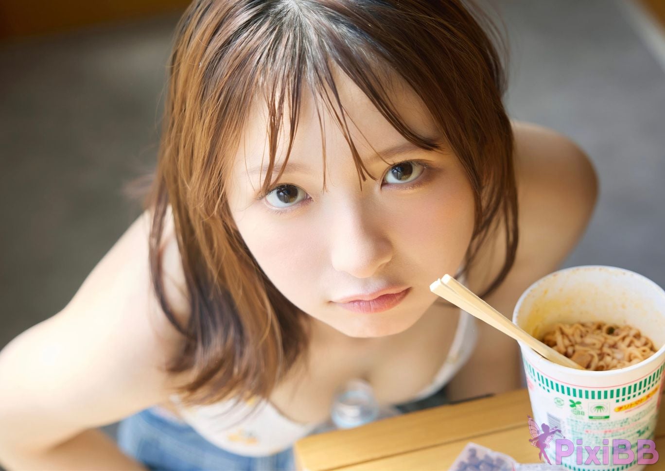 Japanese Idol Runa Ichinose BRODY digital photo book Come in together. PixiBB.COM 012