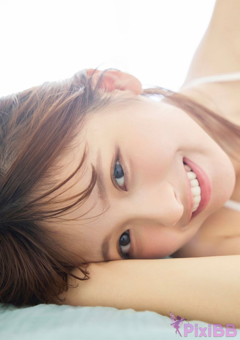 Japanese Idol Runa Ichinose BRODY digital photo book Come in together. PixiBB.COM 045