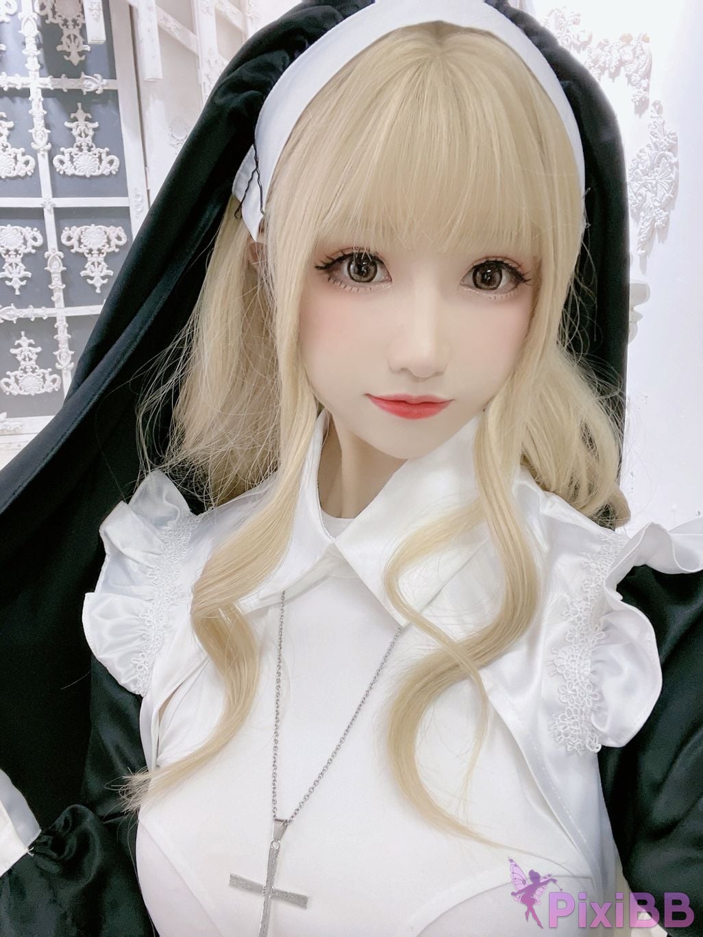 Cosplayer Momose Yiyi nun PixiBB.COM 007