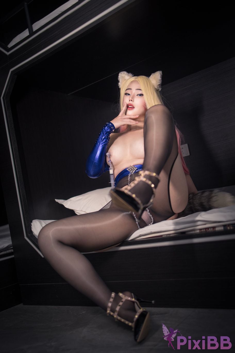 Cosplayer Titanium alloy TiTi Ahripic PixiBB.COM 027.JPG