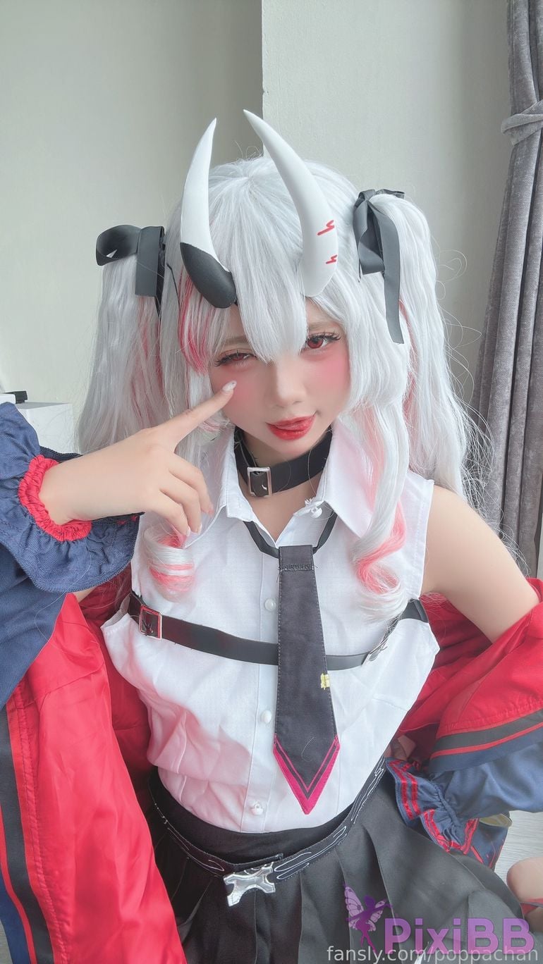 Cosplayer PoppaChan Nakiri Ayame PixiBB.COM 005