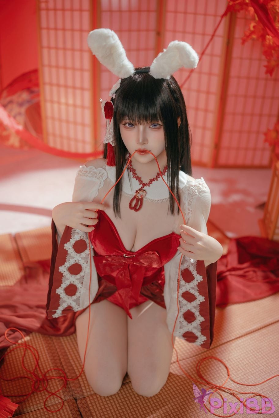 Cosplayer Island fish azur lane mountains praying witch rabbit PixiBB.COM 033