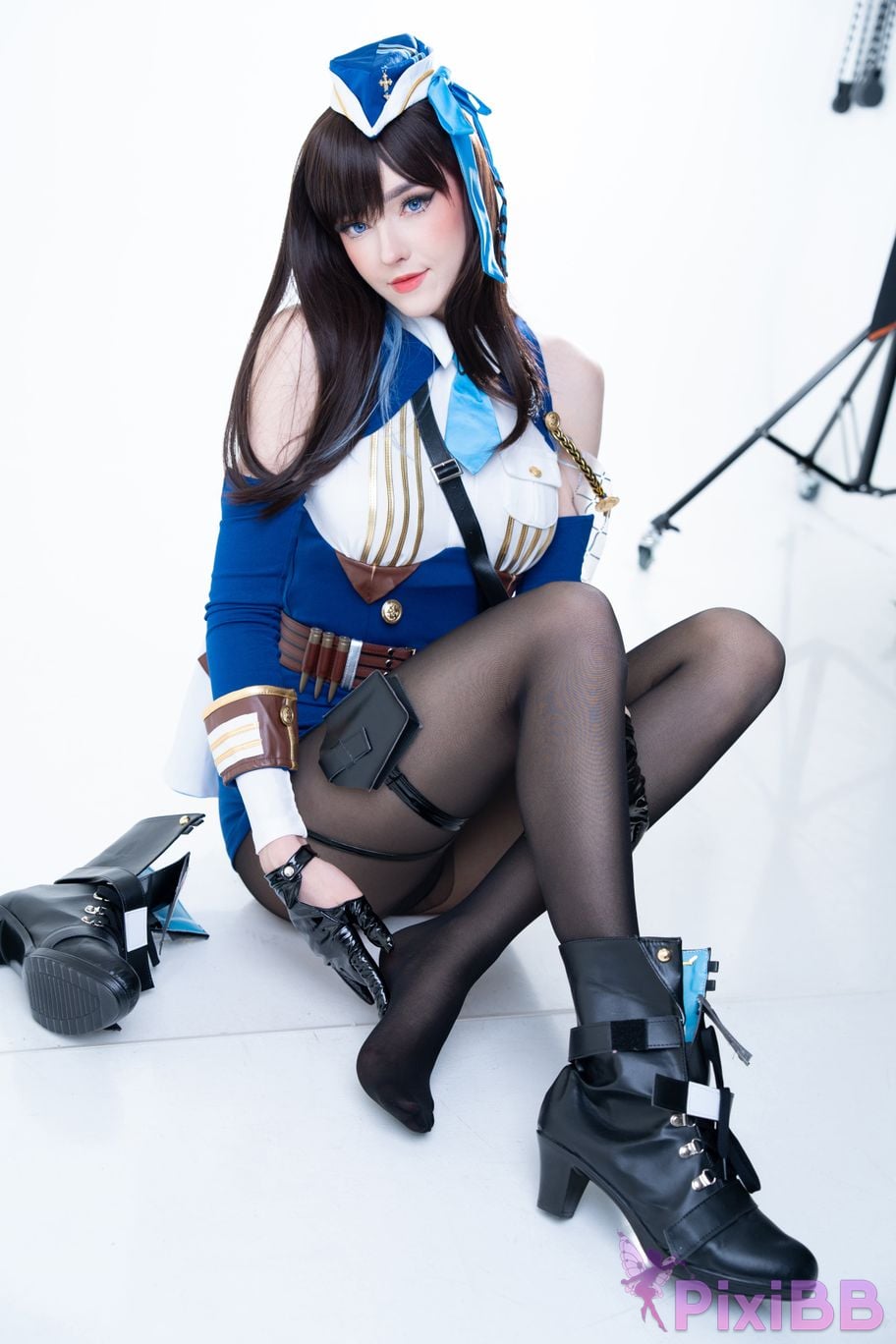 Cosplayer Candy Ball Nikke Marian PixiBB.COM 017