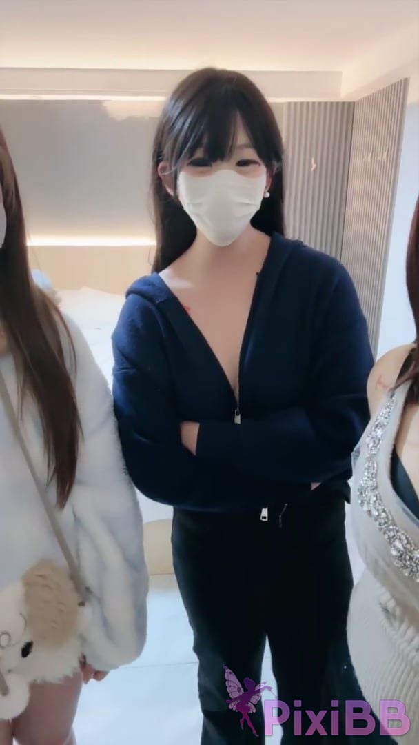 Best friends first Four sisters group broadcast Nude dance temptation Full scale display Explain in detail PixiBB.COM 015