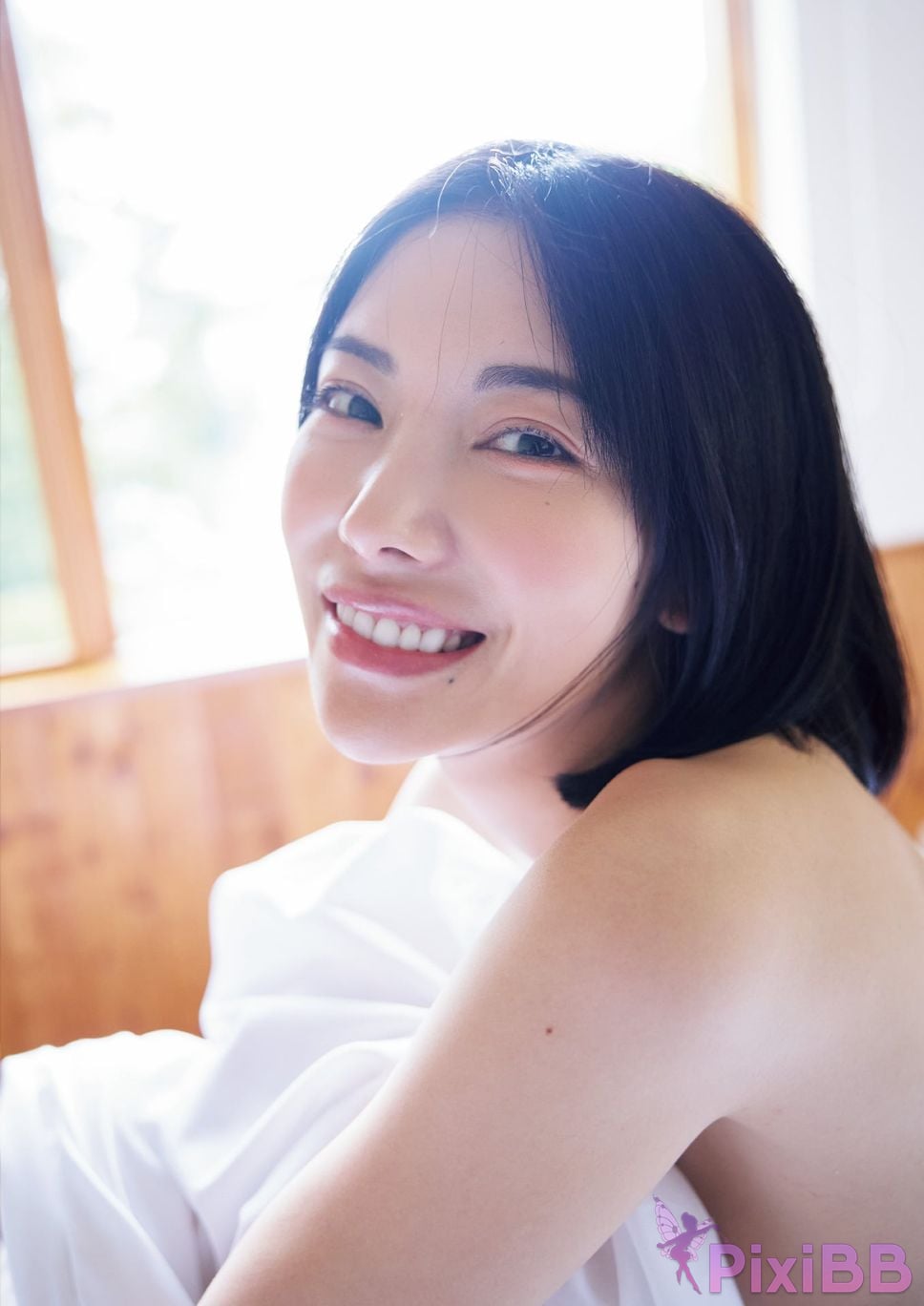 Japanese Idol Karen Kaede Electronic version limited edition with other cuts photo collection 2 nights and 3 days trip to Hokkaido PixiBB.COM 100