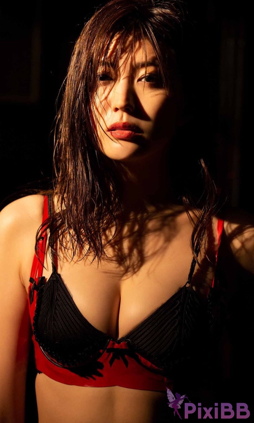 Japanese Idol Nami Iwasaki Digital only photo collection THE LAST MISSION weekly play PHOTO BOOK PixiBB.COM 024