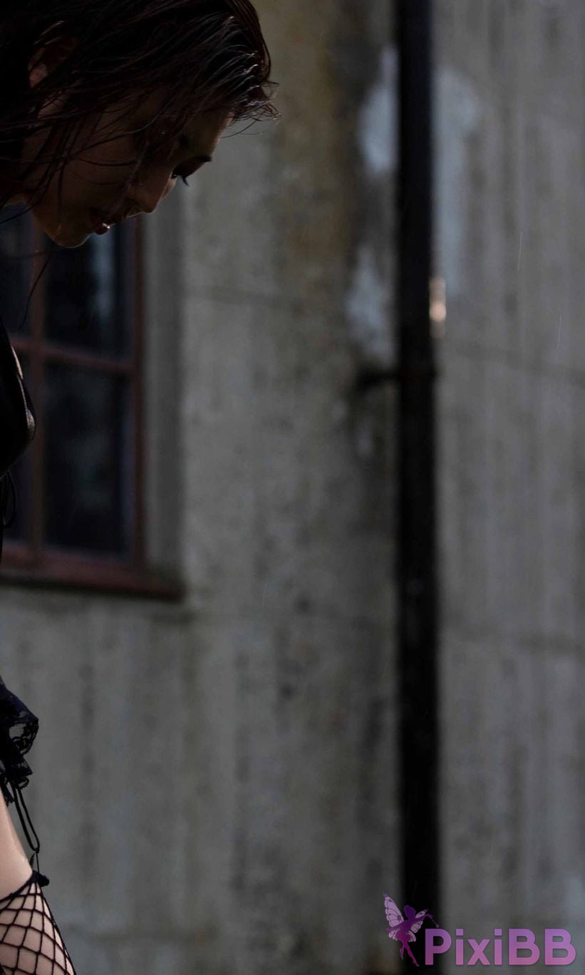 Japanese Idol Nami Iwasaki Digital only photo collection THE LAST MISSION weekly play PHOTO BOOK PixiBB.COM 028