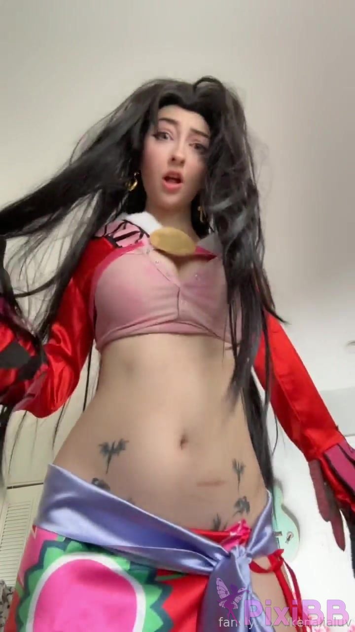 Kenalialuv Boa Hancock PixiBB.COM 019