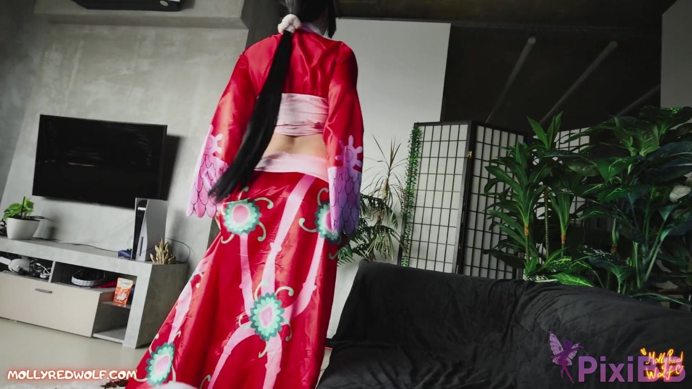 MollyRedWolf Boa Hancock PixiBB.COM 001