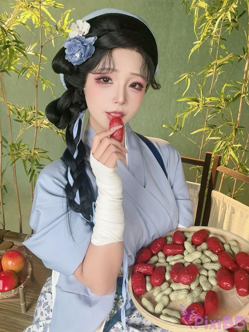 Cosplayer yuuhui Yuhui pastoral life PixiBB.COM 047