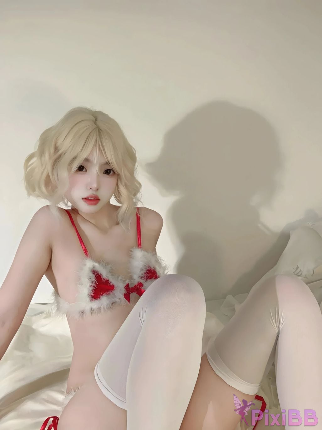 Cosplayer Real treasure Christmas PixiBB.COM 012