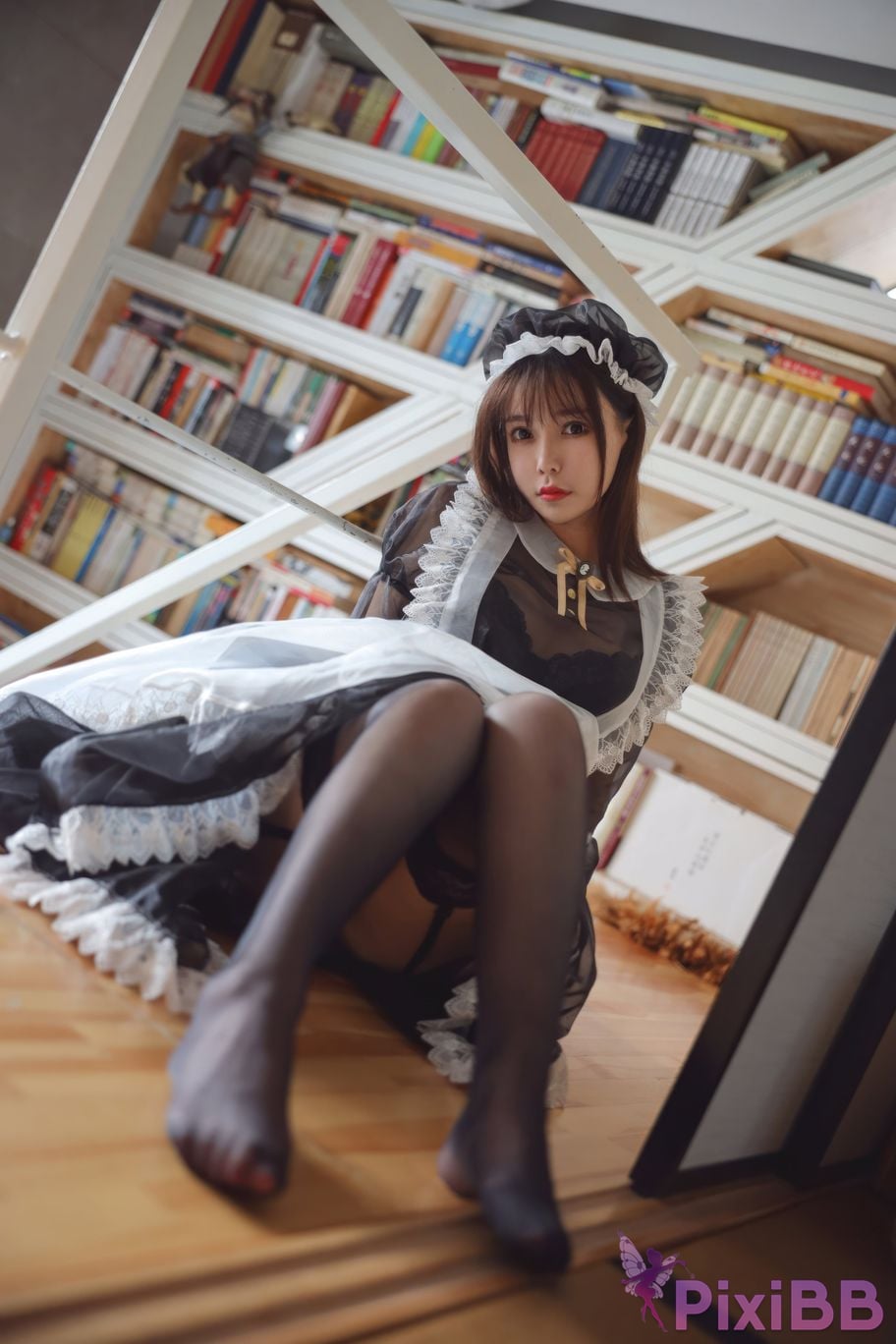 Cosplayer amazon catfish Black transparent maid PixiBB.COM 003
