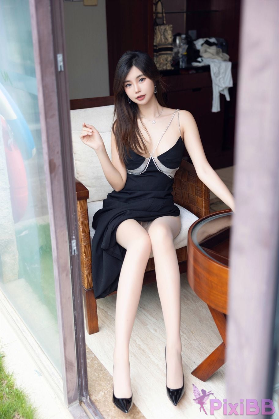 No watermark for in app purchases Qilijia ula The young lady next door PixiBB.COM 015