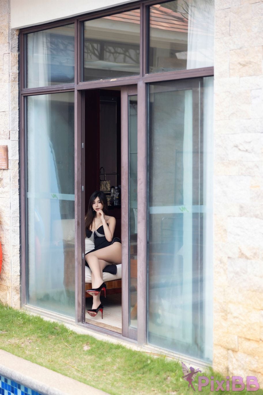 No watermark for in app purchases Qilijia ula The young lady next door PixiBB.COM 019