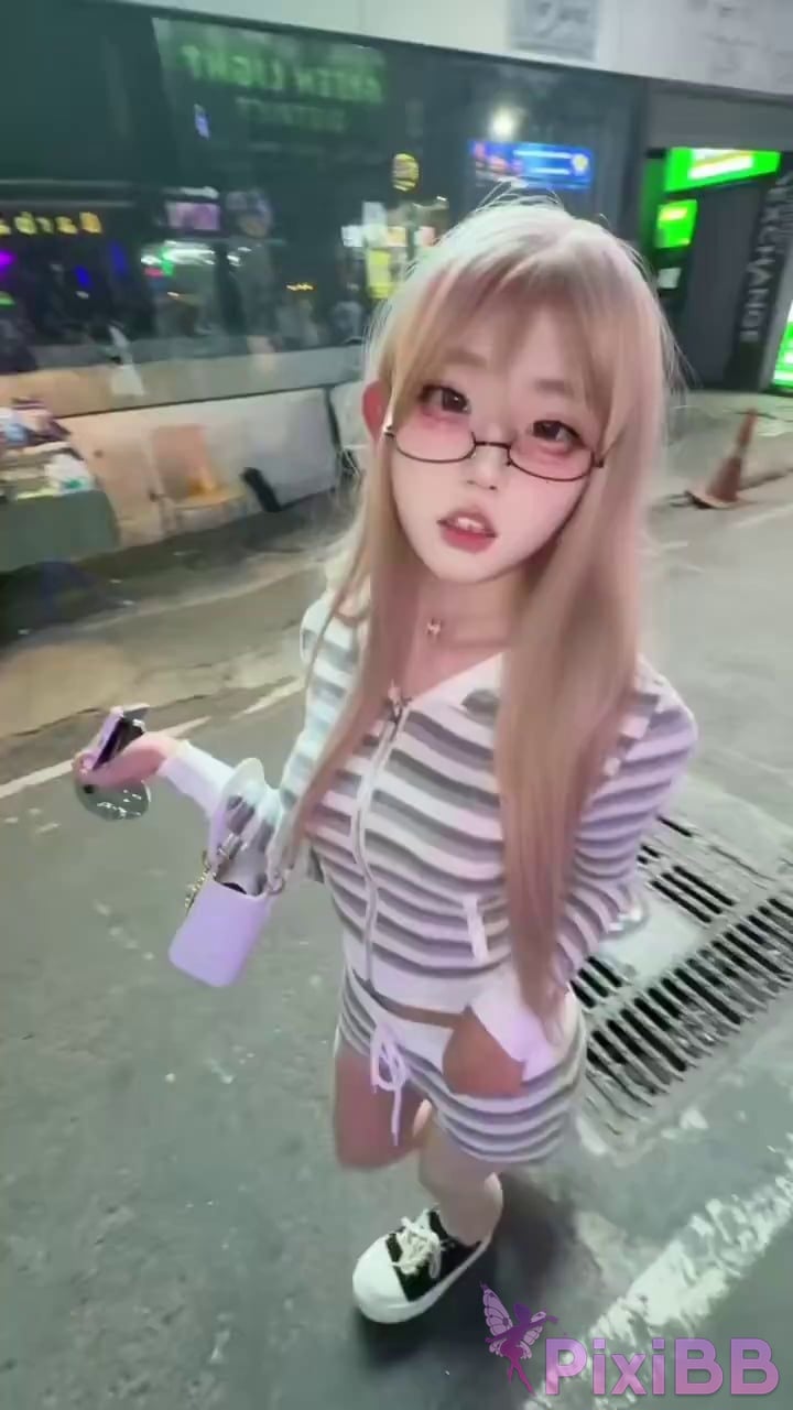 12w Welfare Ji with high face contrast Full scale view collection PixiBB.COM 102