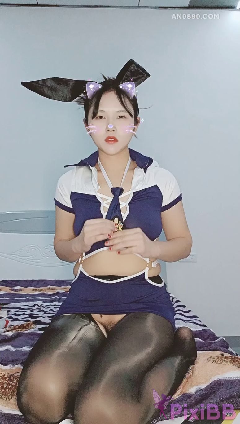 Zhang Li Forced by life a young woman has no choice but to go sea Kuaishou female anchor Private customized full scale private photography 02 PixiBB.COM 032