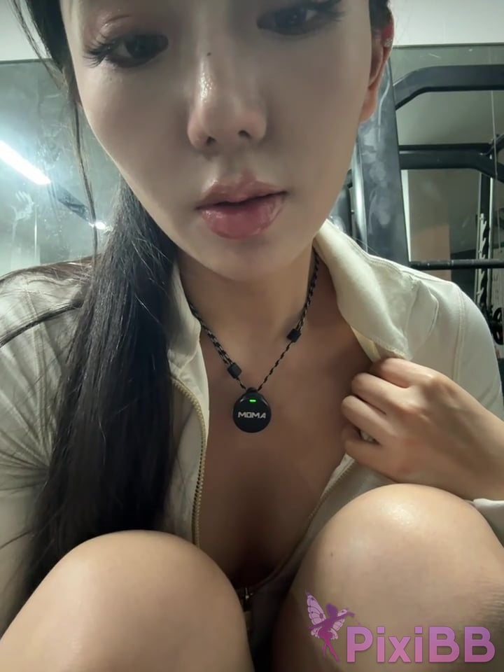 jiajia L Secrets in the gym 02 PixiBB.COM 035