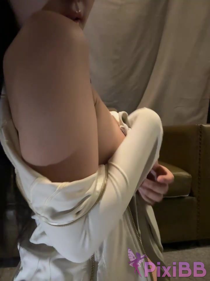 jiajia L Secrets in the gym 02 PixiBB.COM 036