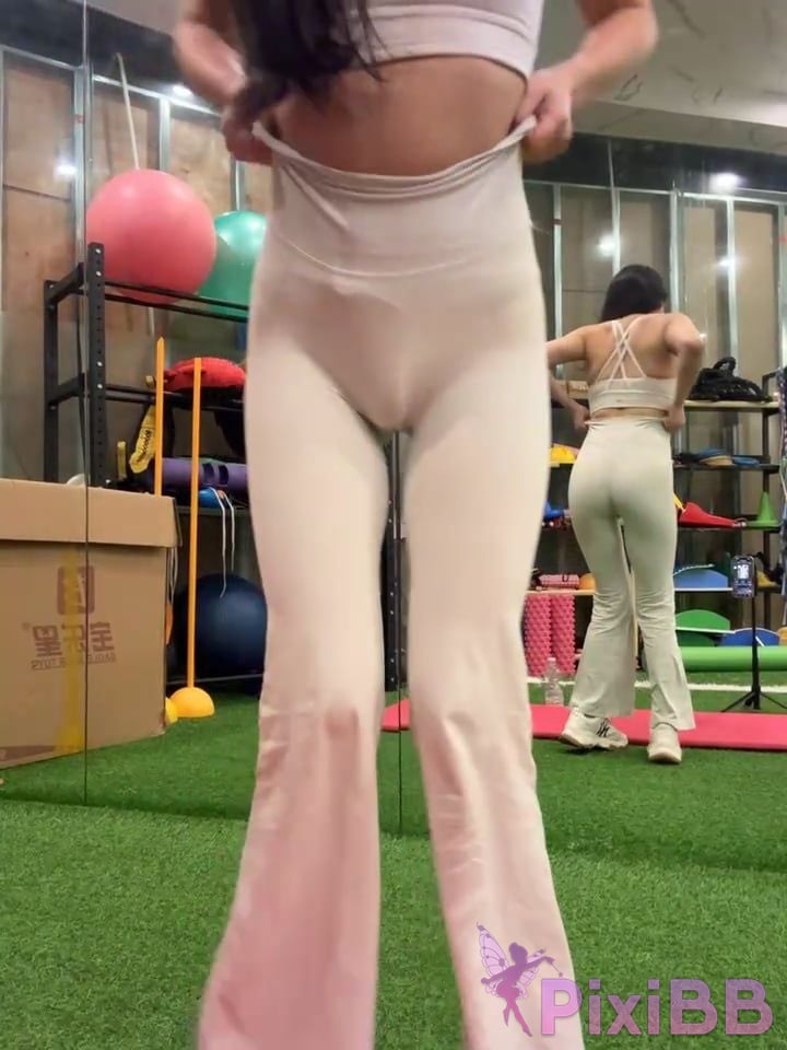 jiajia L Secrets in the gym 02 PixiBB.COM 053