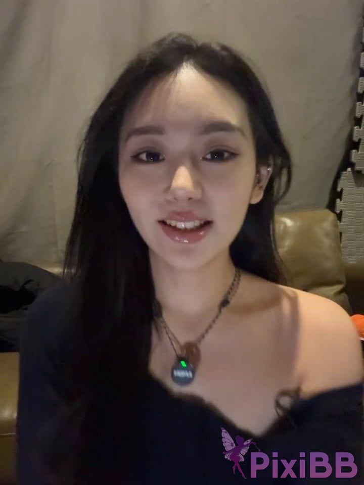 jiajia L Secrets in the gym 01 PixiBB.COM 012