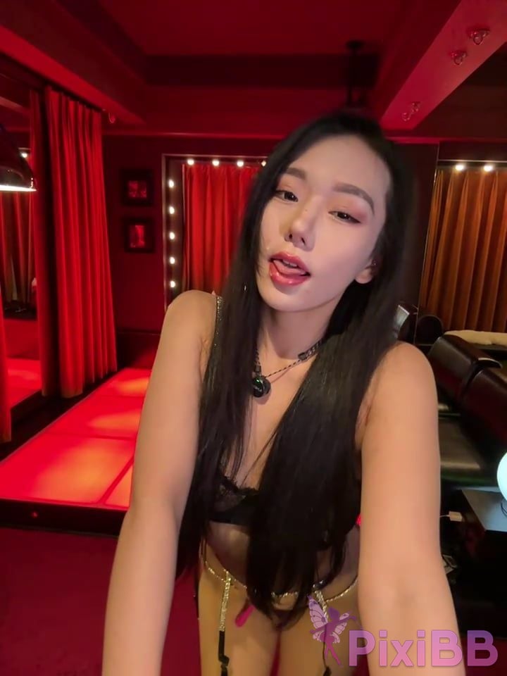 jiajia L Secrets in the gym 01 PixiBB.COM 017