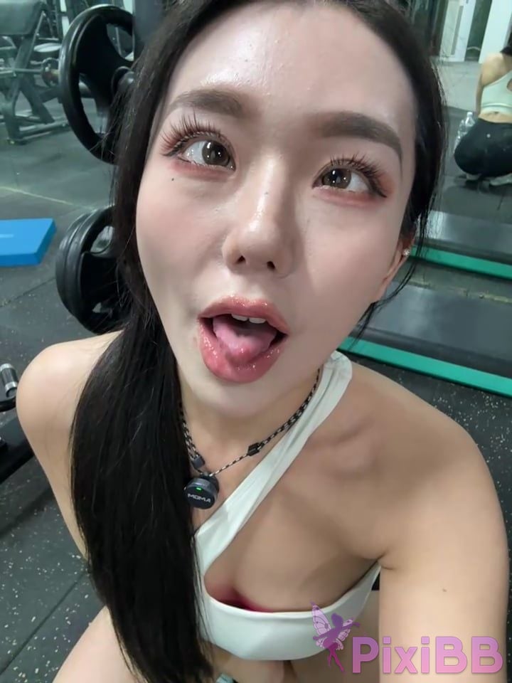 jiajia L Secrets in the gym 01 PixiBB.COM 027