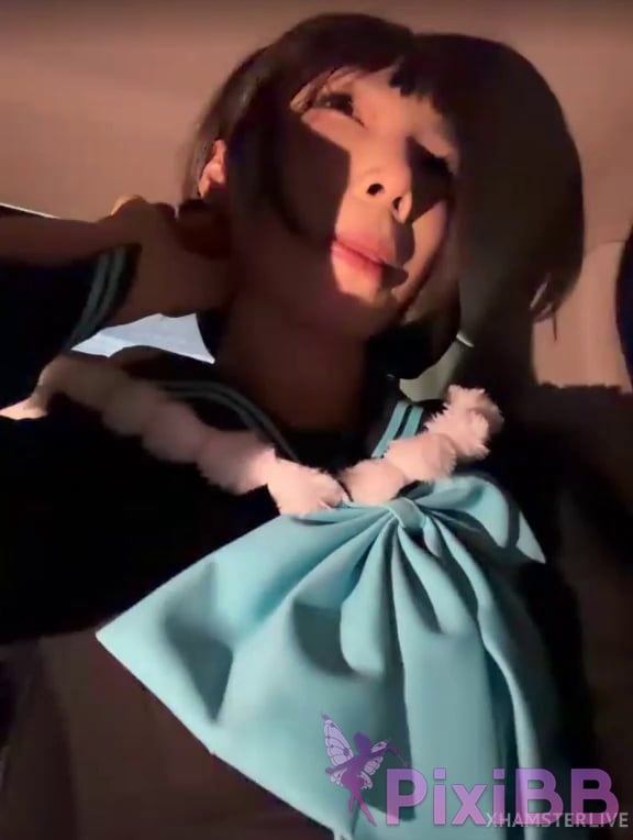 yiyi Pure beautiful girl exposed outdoors PixiBB.COM 060